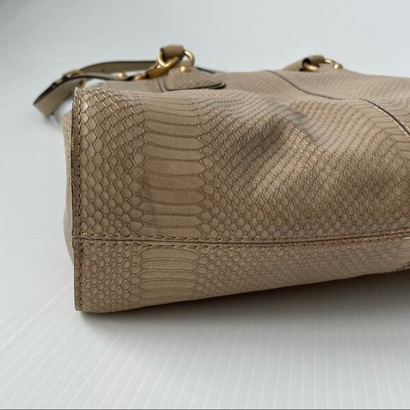Talbots leather satchel purse magnetic closure w/ embossed snakeskin pattern - Picture 9 of 15